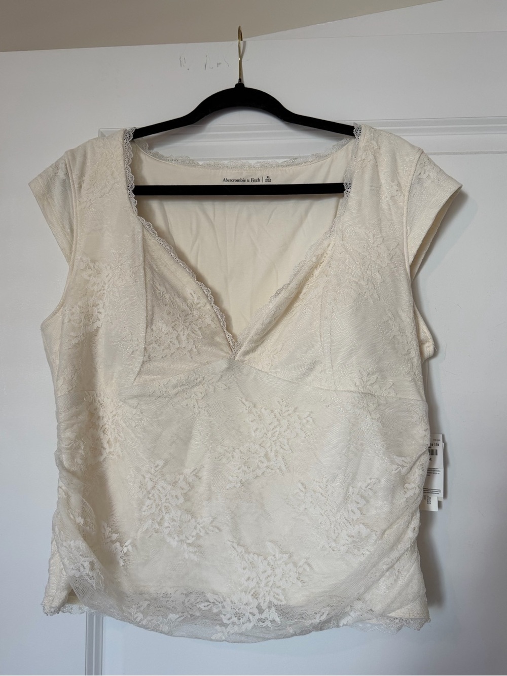 Abercrombie & Fitch Ivory Lace-Trim V-Neck Cap Sleeve Top